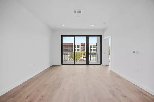 Austin, TX 78704,2209 S 1st ST #230