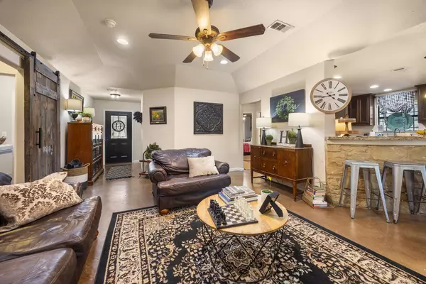 Wimberley, TX 78676,5 Cedar Valley CT