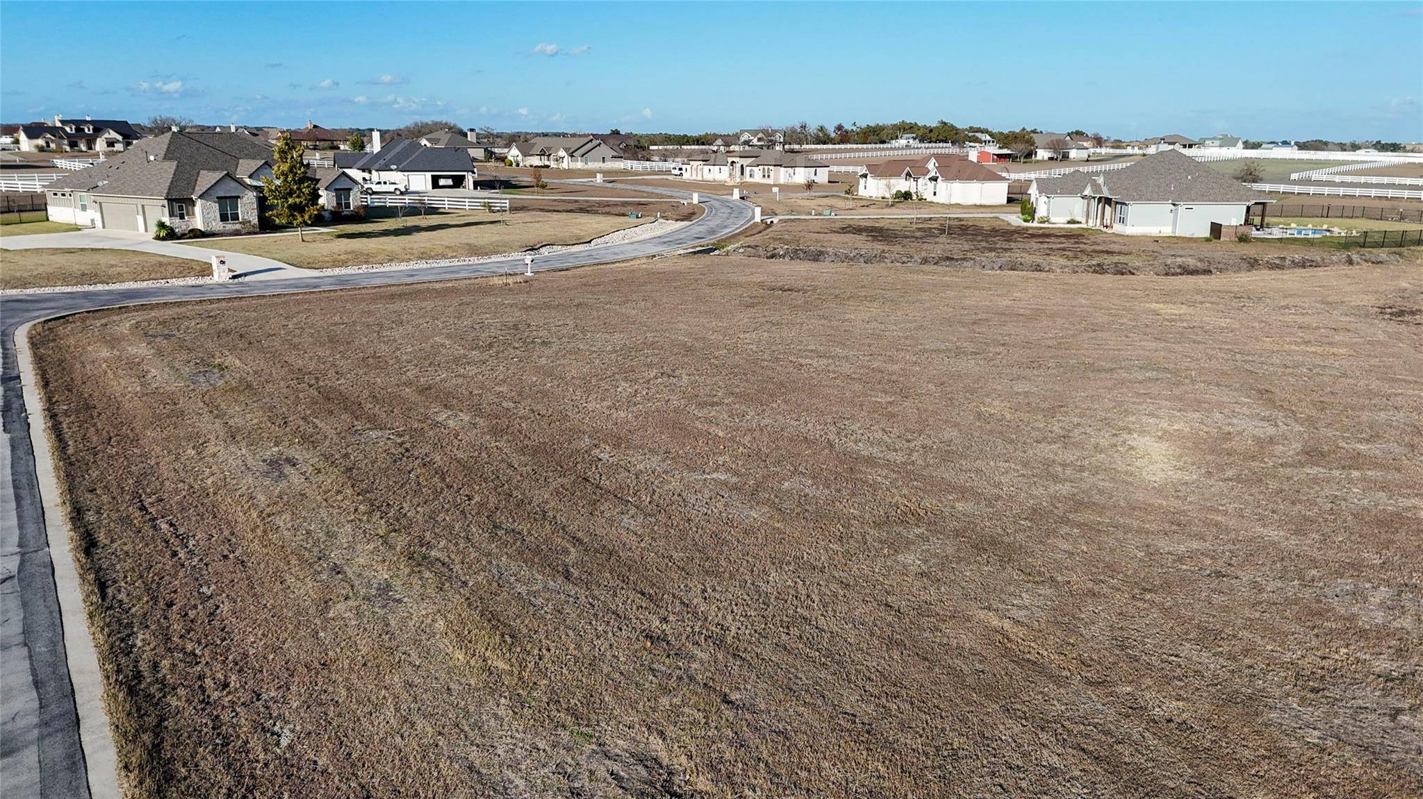 100 Twin Creekview LN, Georgetown, TX 78626