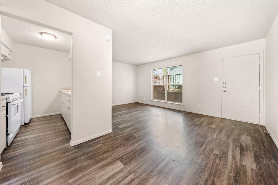 2314 Parker LN #6, Austin, TX 78741