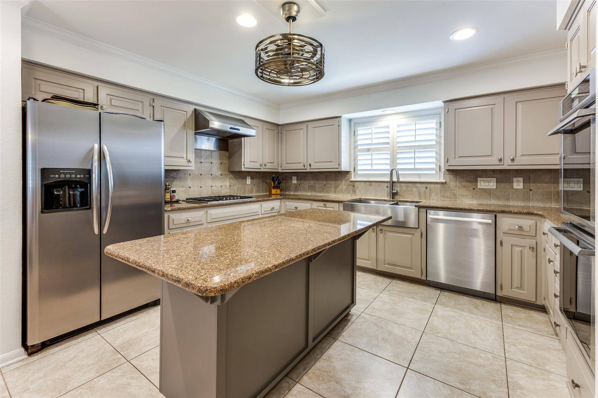Austin, TX 78731,5731 Sam Houston CIR