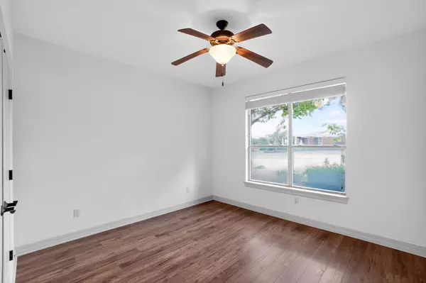 Liberty Hill, TX 78642,304 Speed Horse