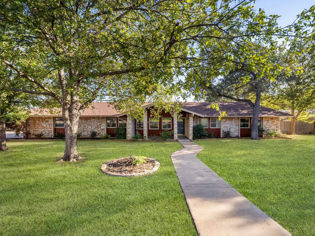 Georgetown, TX 78628,806 Country Club RD