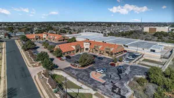 Round Rock, TX 78681,7700 Cat Hollow DR #202