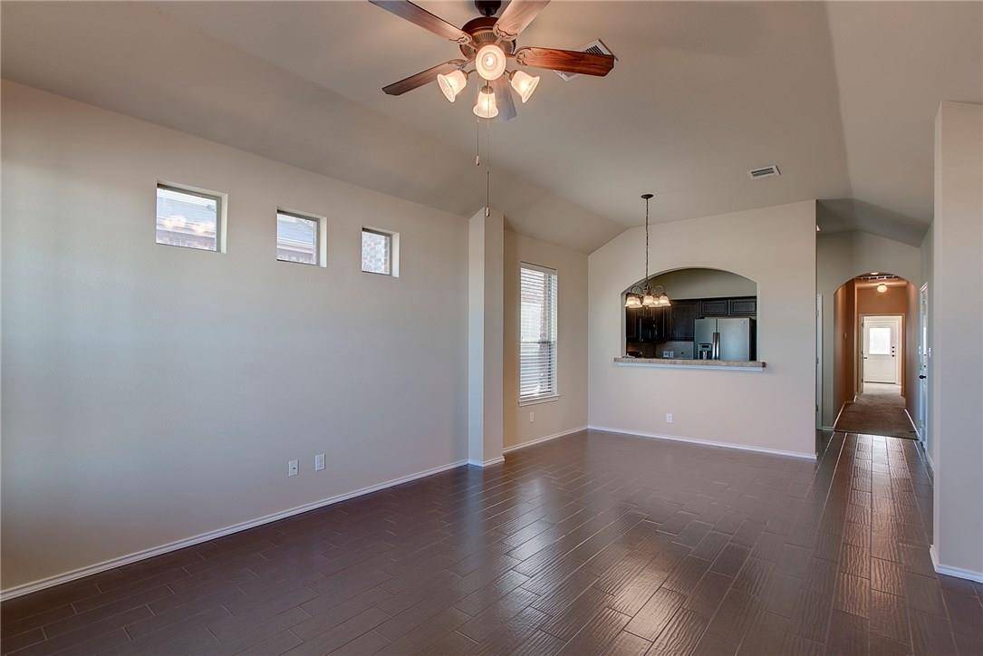 Hutto, TX 78634,1520 Muirfield Bend DR #A