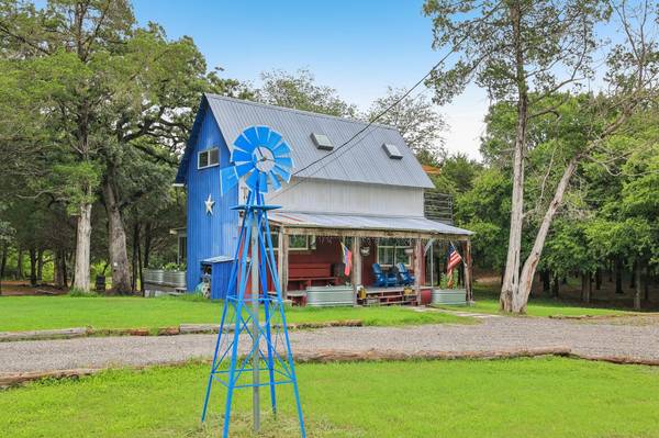430 Green Valley DR, Bastrop, TX 78602