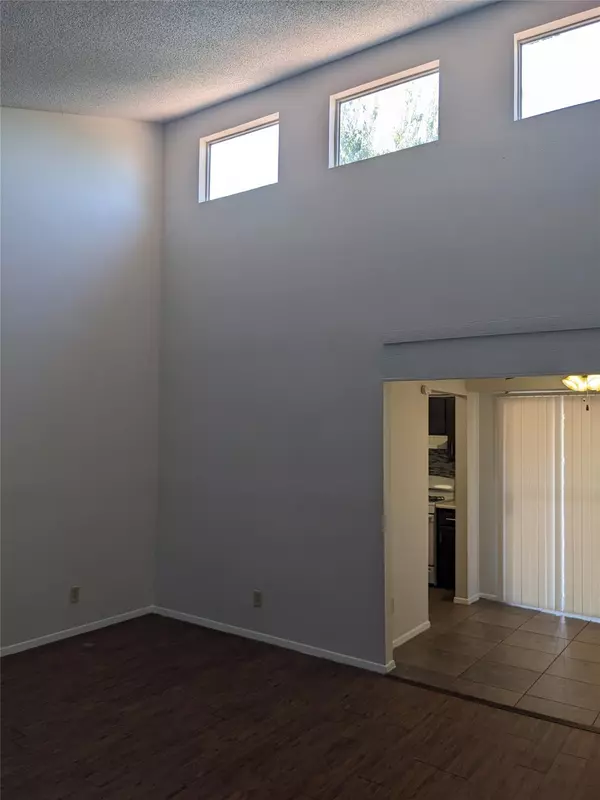 Austin, TX 78752,6008 N Lamar BLVD #118
