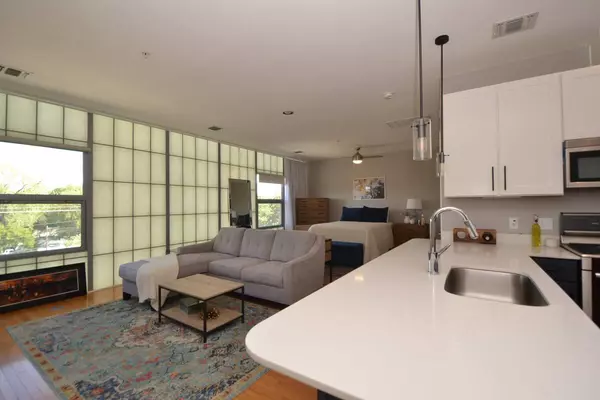 Austin, TX 78745,6000 S Congress Ave #132