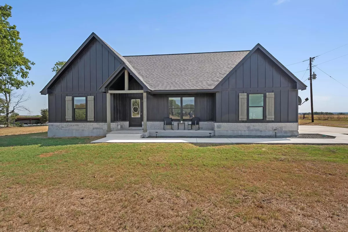 Thrall, TX 76578,401 CR 436