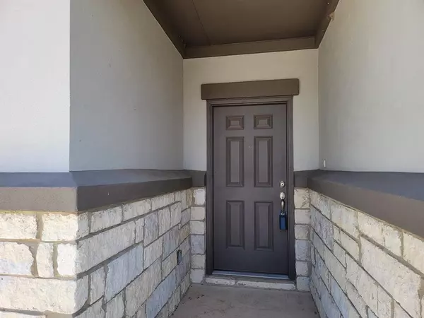 Liberty Hill, TX 78642,208 Magna LN
