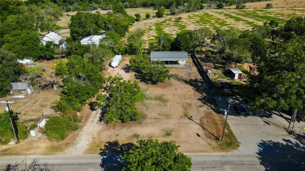 00 Gin RD, Zuehl, TX 78124