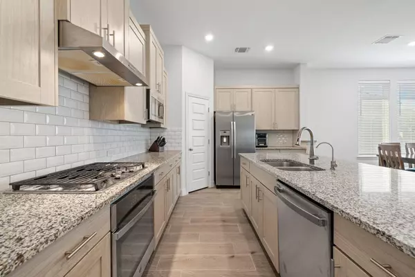 Georgetown, TX 78626,704 Muster BND