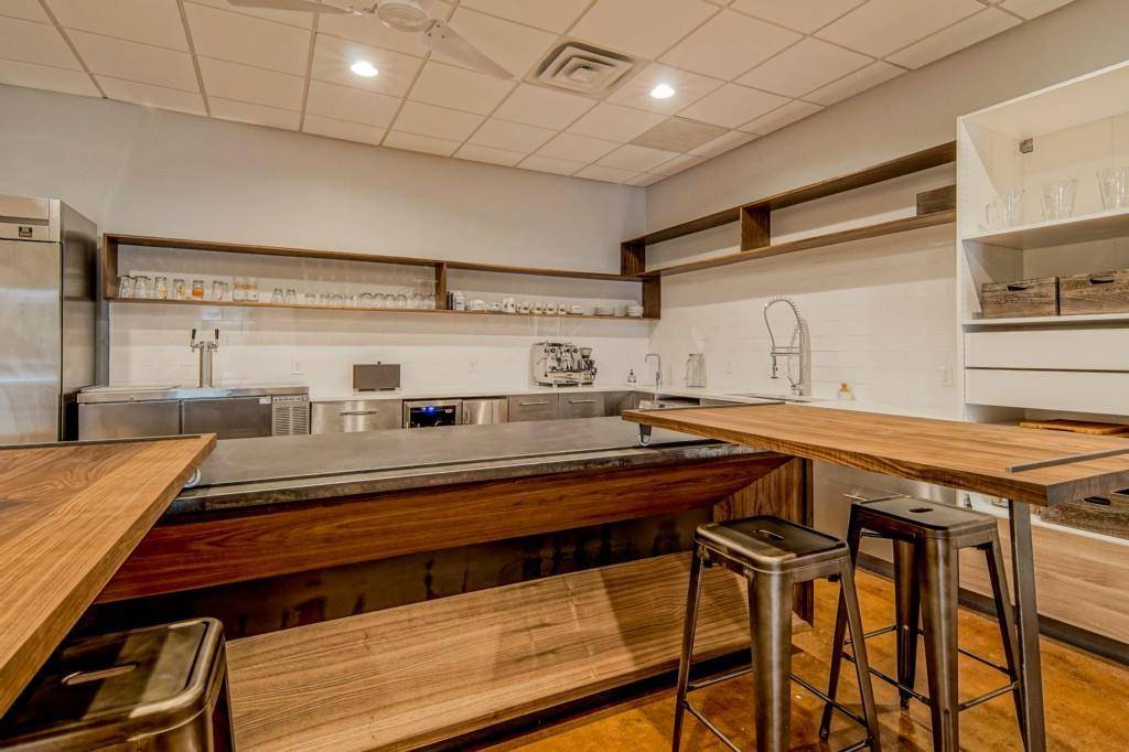 Austin, TX 78704,1700 S Lamar BLVD #338-4