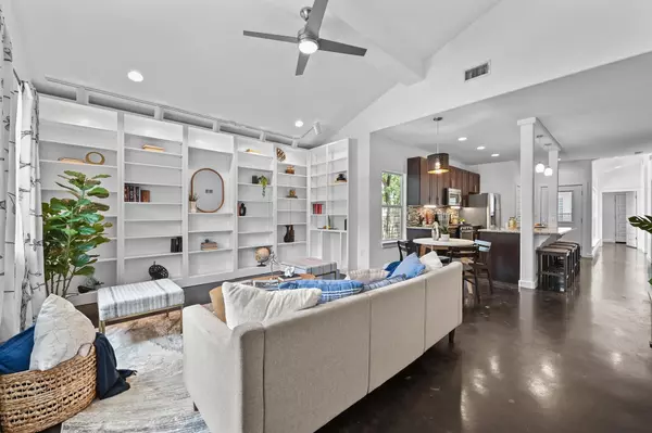 2510 Diaz ST, Austin, TX 78702