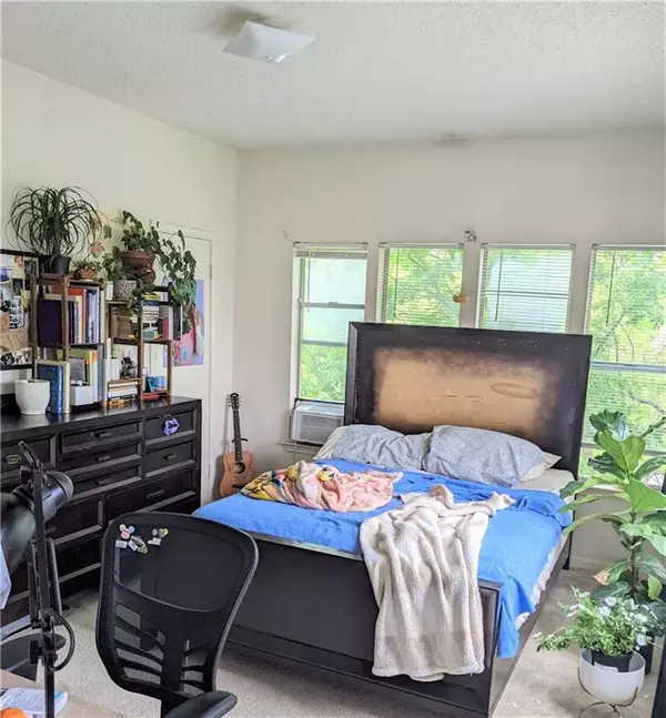 Austin, TX 78705,3115 Tom Green ST #402
