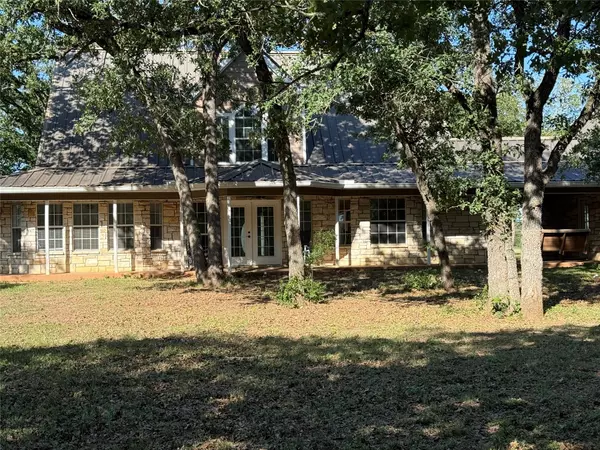 Smithville, TX 78957,584 Old Antioch RD