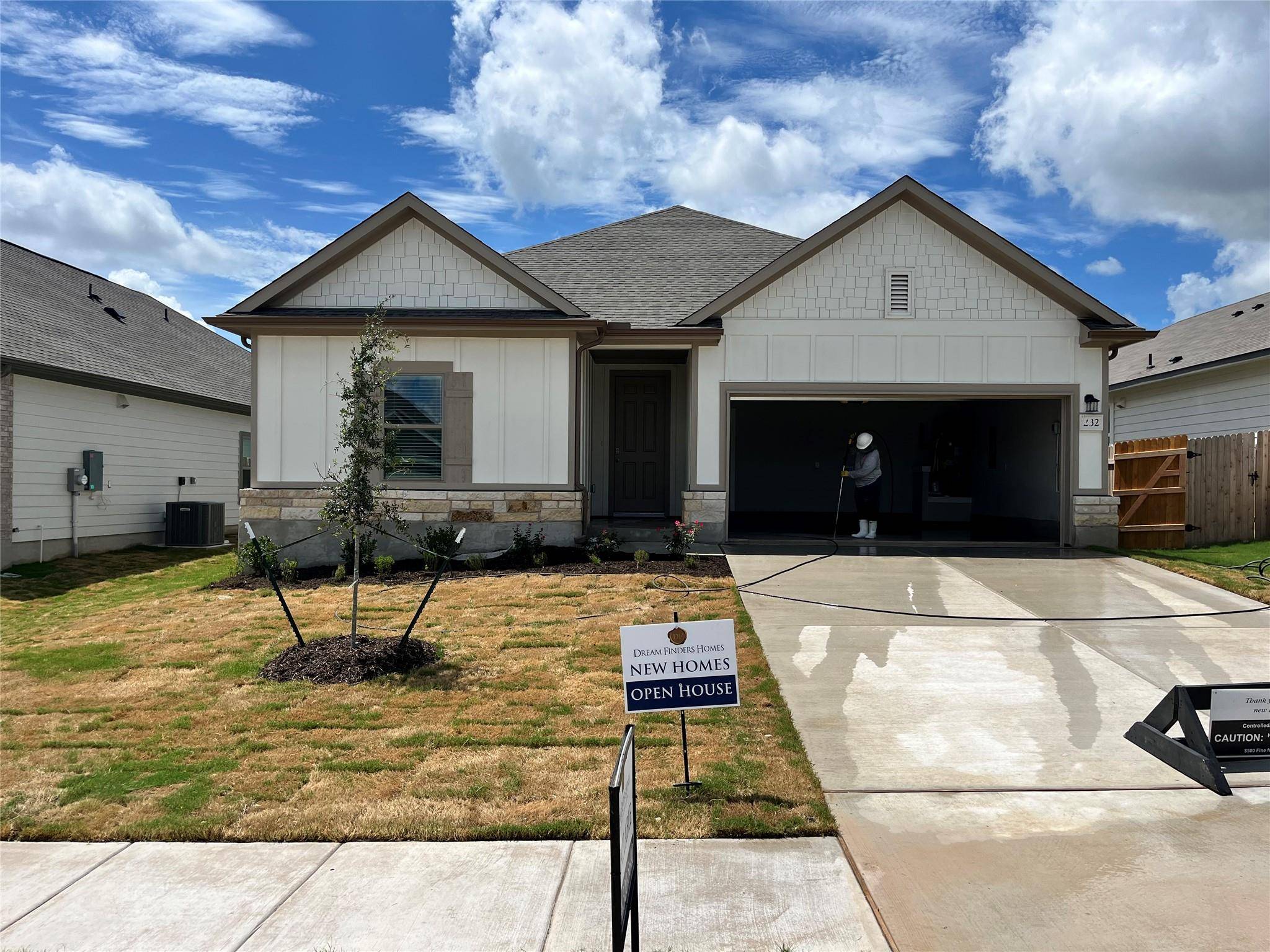 232 Little Green TRL, Jarrell, TX 76537