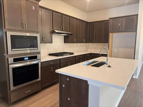 Buda, TX 78610,295 Rubber Tree WAY