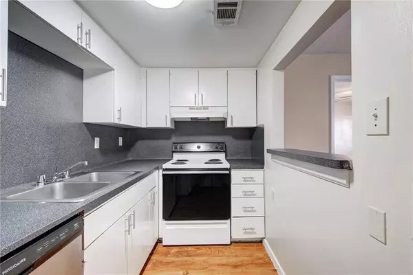 Austin, TX 78703,1717 W 35 ST #107