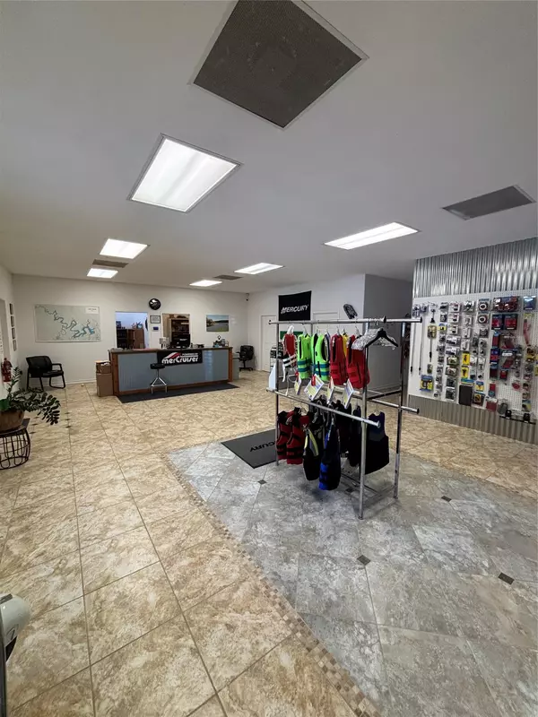 Lago Vista, TX 78645,3500 Lohmans Ford RD #1
