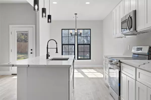 Johnson City, TX 78636,107 Autumn Sage TRL