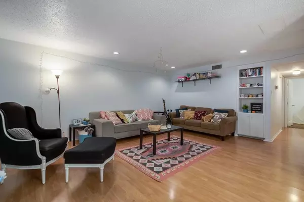 2401 Leon ST #103, Austin, TX 78705