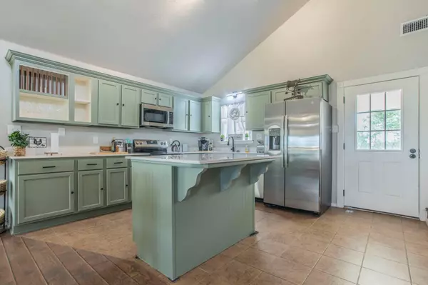 Atascosa, TX 78002,14596 Touchstone RD #3