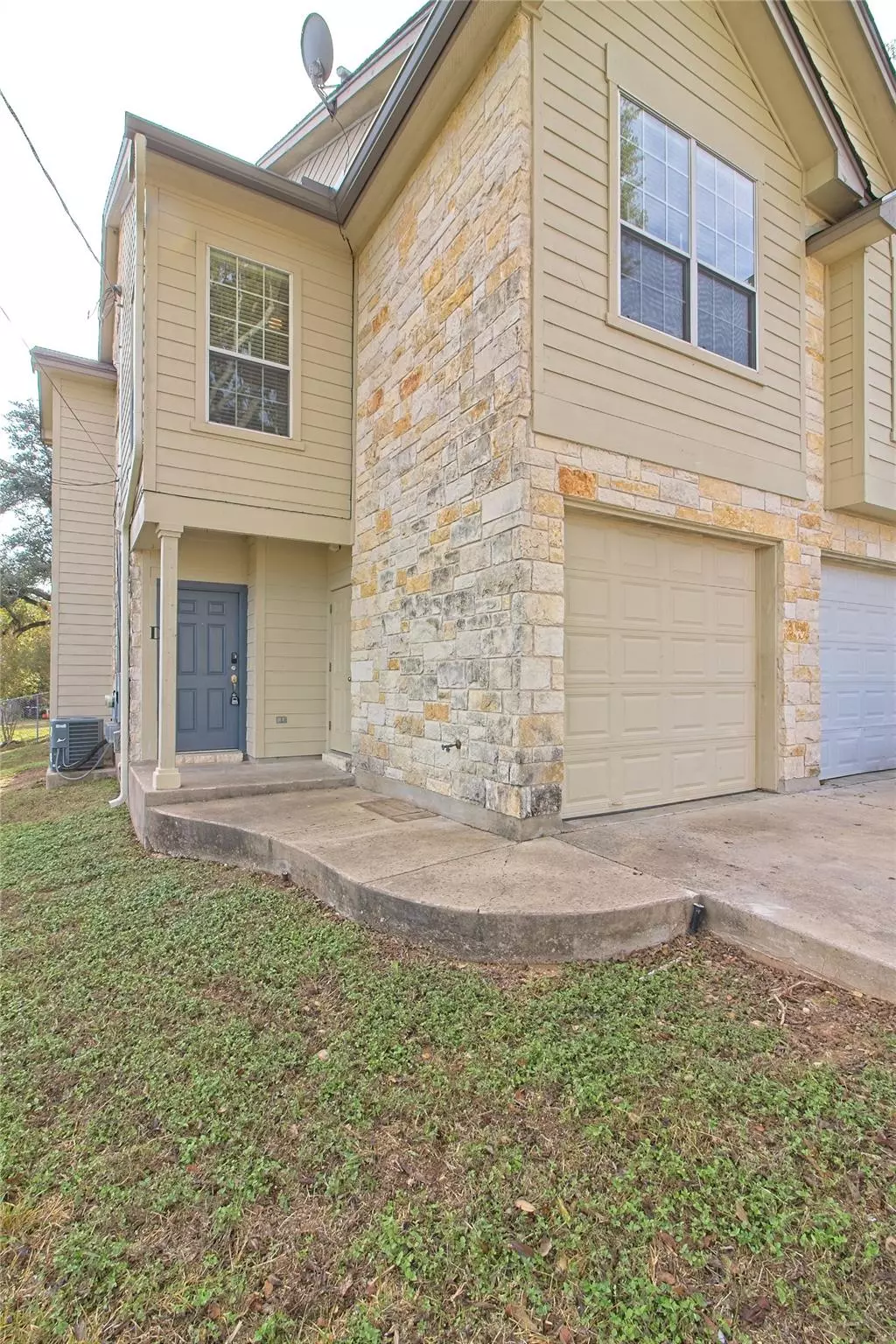 Georgetown, TX 78628,2903 Whisper Oaks RD #D