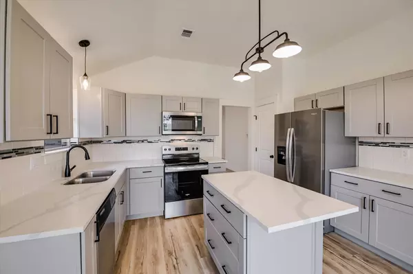 San Marcos, TX 78666,1157 Lago Vista ST