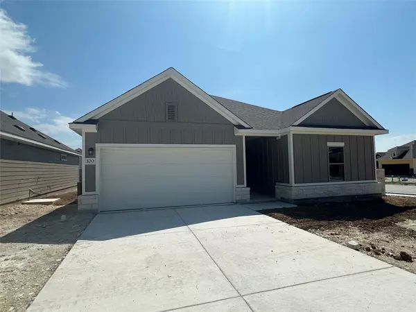 100 Dove LNDG, Jarrell, TX 76537