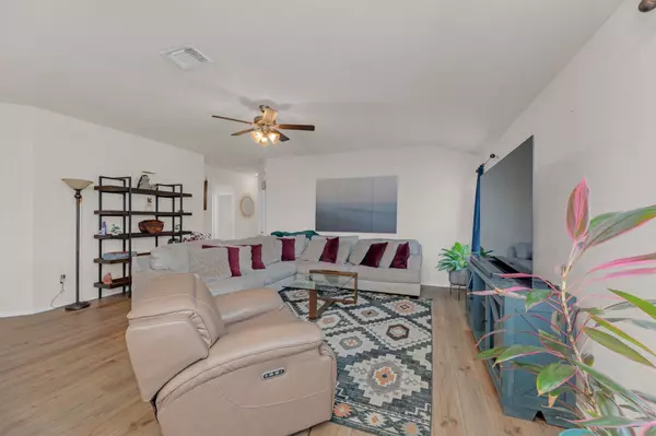 Taylor, TX 76574,1704 T H Johnson DR