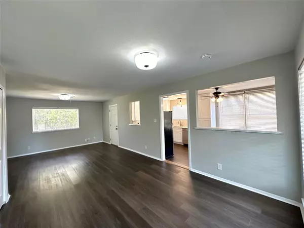 Austin, TX 78757,8302 Briarwood LN