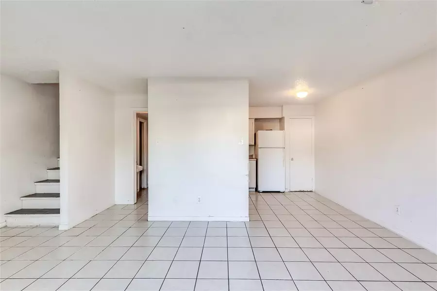2215 Mission Hill Cir #103, Austin, TX 78741