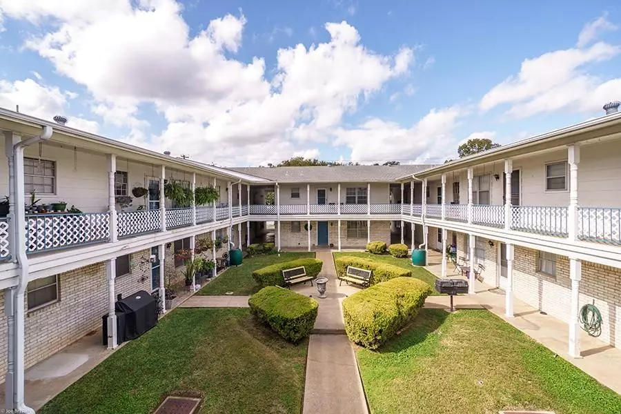 8730 N Mo Pac EXPY #101, Austin, TX 78759