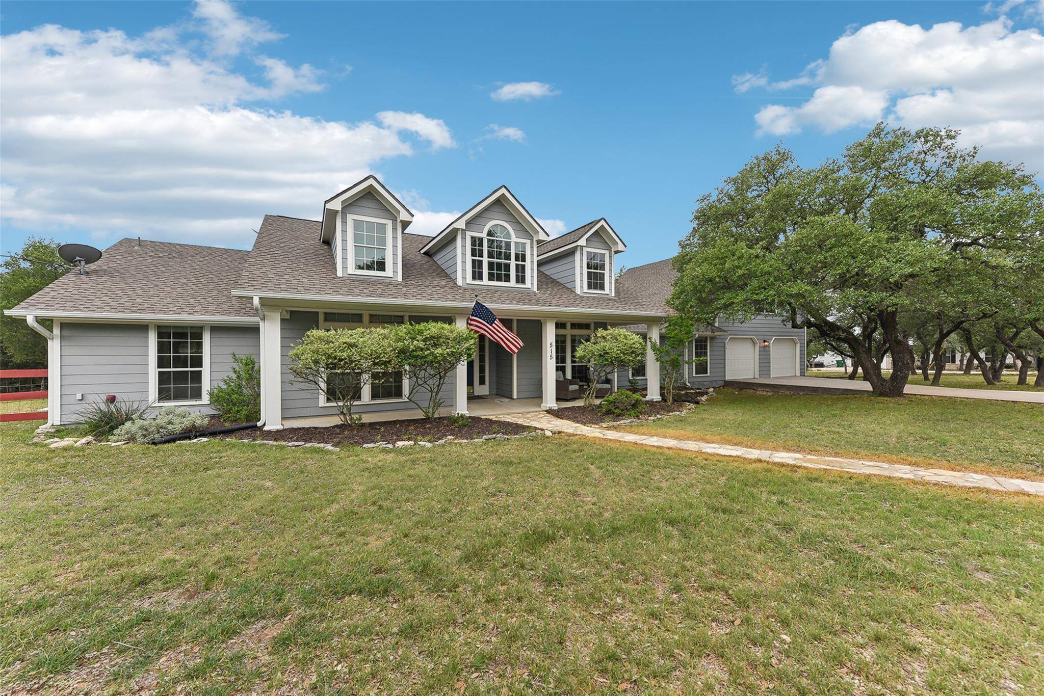 515 Twidwell DR, Dripping Springs, TX 78620