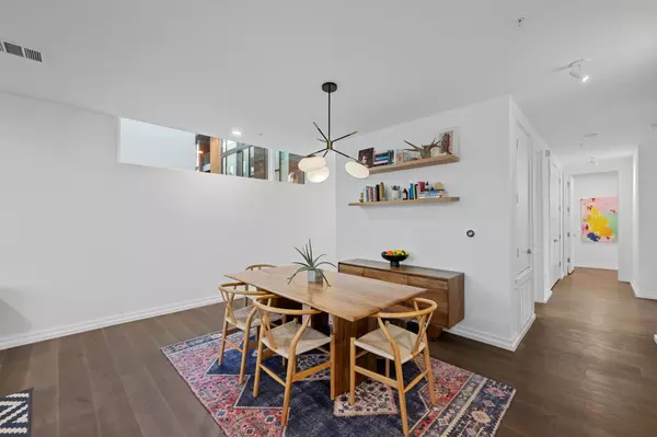 Austin, TX 78703,1010 W 10th ST #102