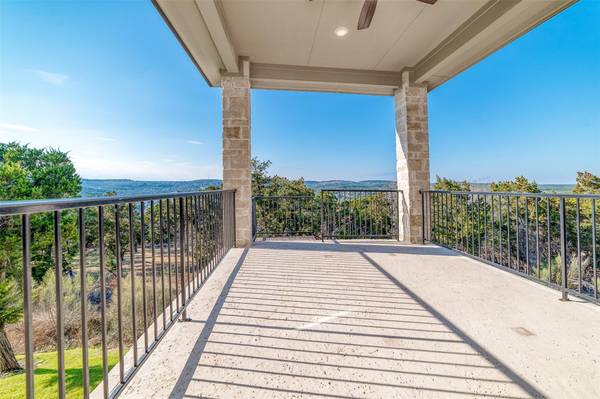 2518 Sunset Vista CIR #22, Spicewood, TX 78669