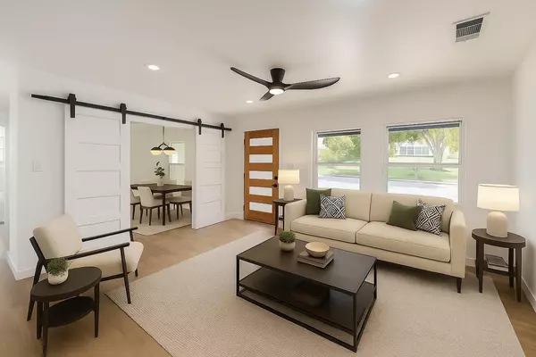 1601 N Redondo DR, Austin, TX 78721