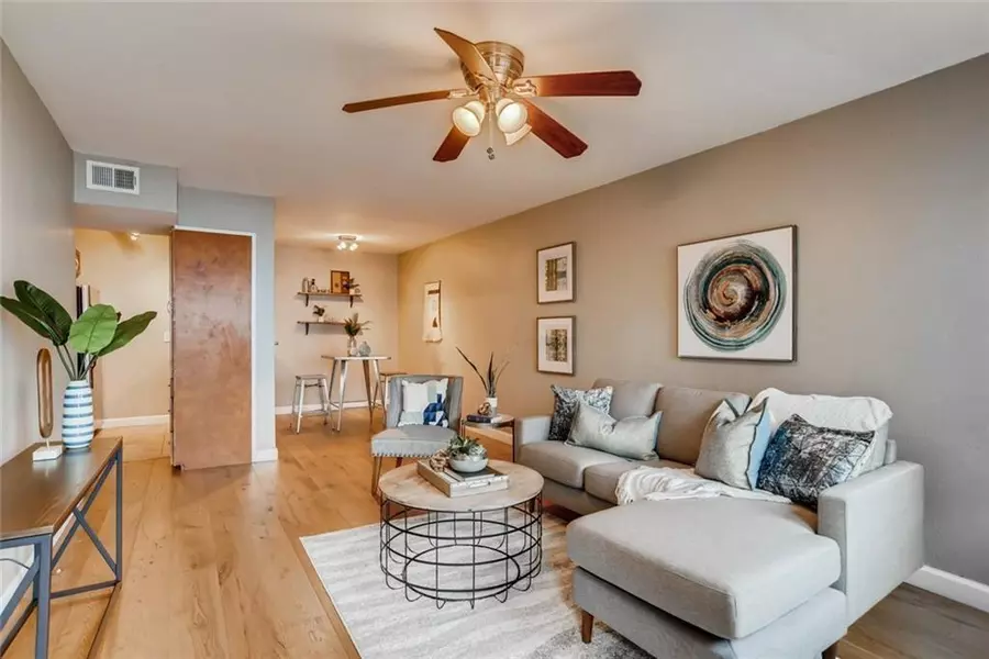 2020 S Congress Ave #2220, Austin, TX 78704