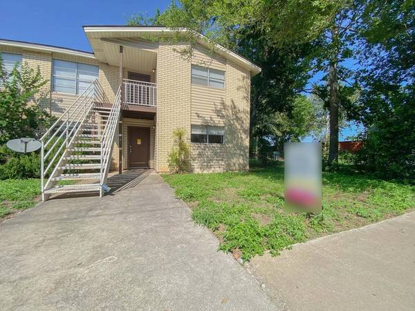 708 Martindale RD, San Marcos, TX 78666