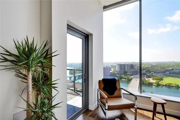 210 Lavaca ST #2005, Austin, TX 78701