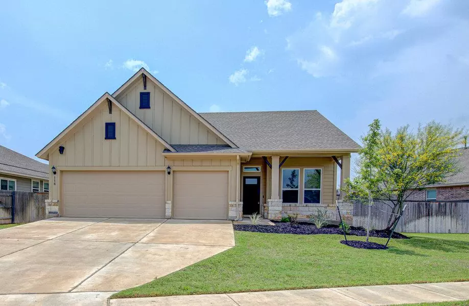 114 Joseph Hawkins LN, Bastrop, TX 78602