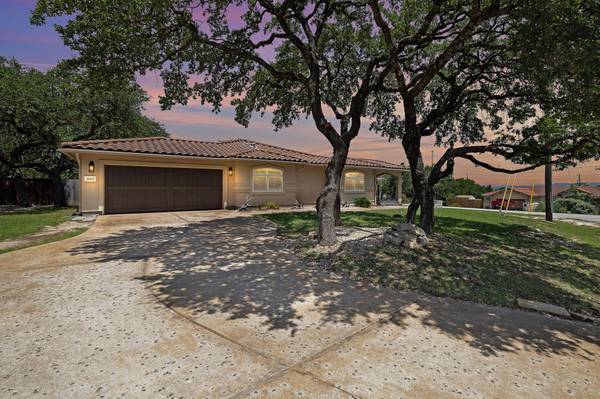 3608 Rockefeller CV, Lago Vista, TX 78645