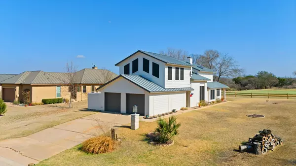 1210 Sun Ray, Horseshoe Bay, TX 78657