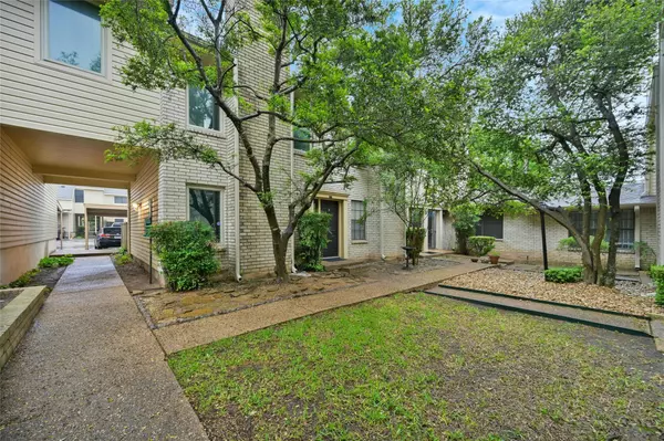 Austin, TX 78758,8400 Jamestown DR #216