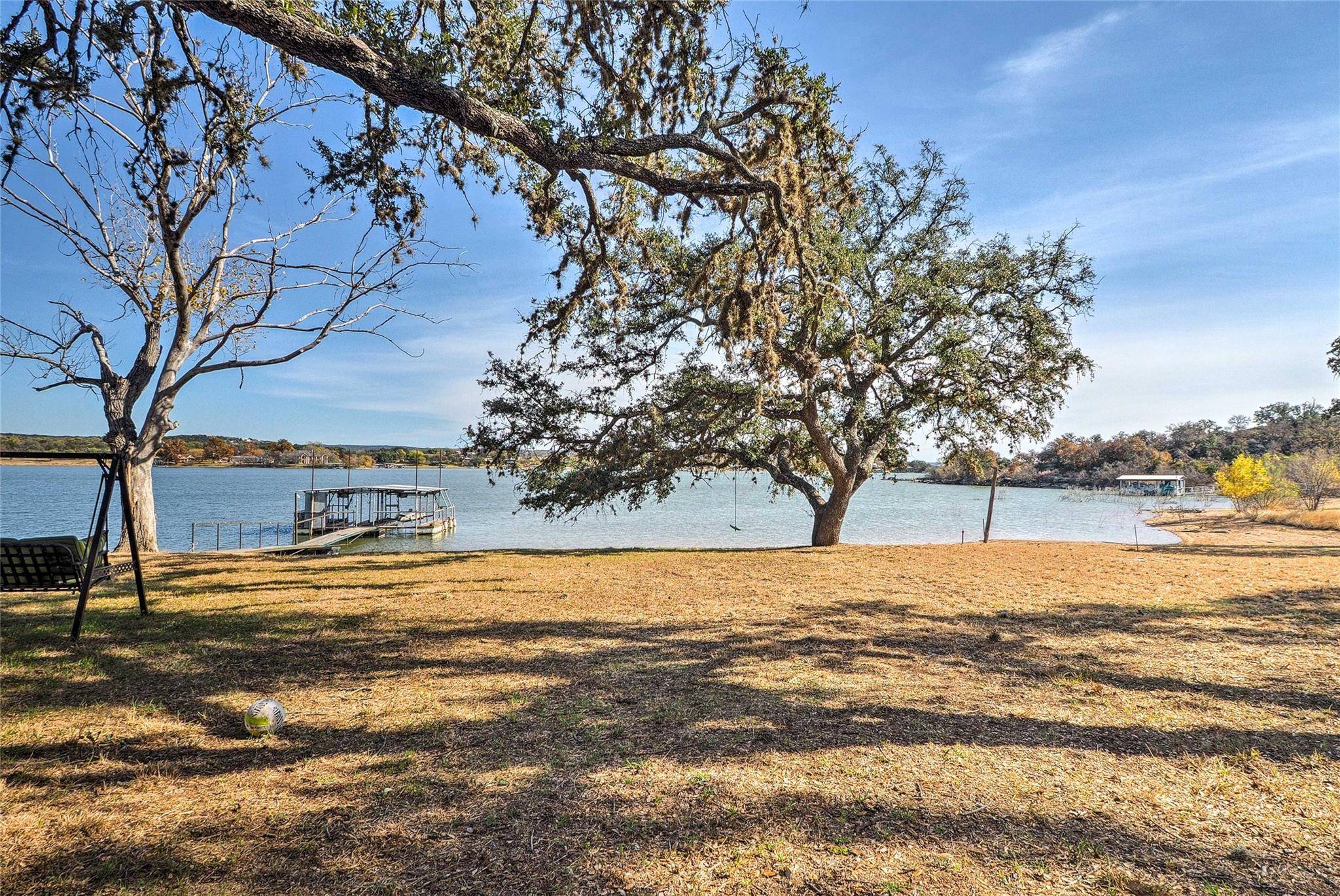 Tow, TX 78672,210 Lake LOOP
