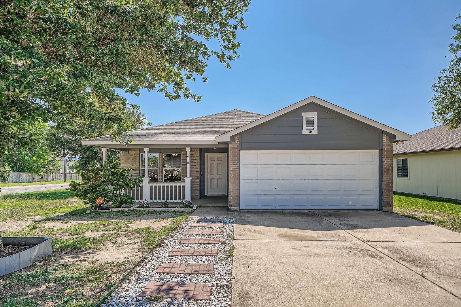 2801 Tyler LN, Taylor, TX 76574