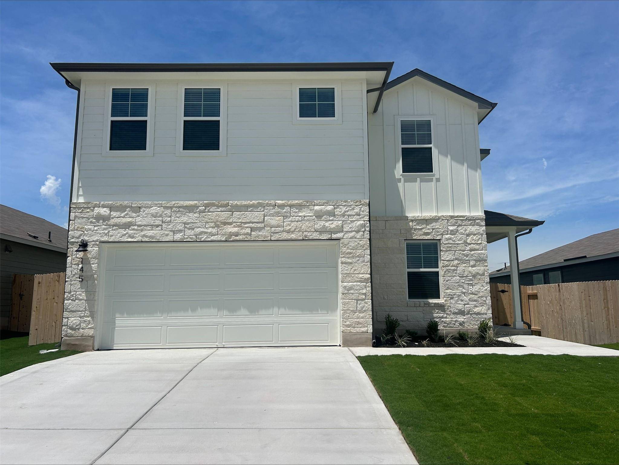 Jarrell, TX 76537,145 Honey Bee RD