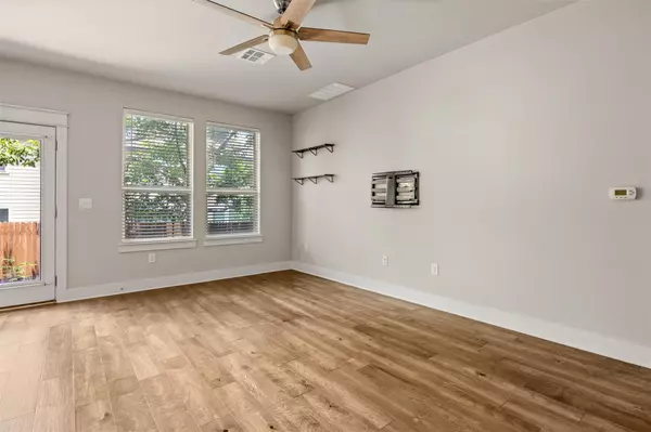 Austin, TX 78727,13501 Metric BLVD #36