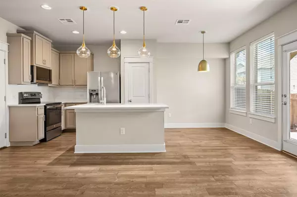 Austin, TX 78727,13501 Metric BLVD #36
